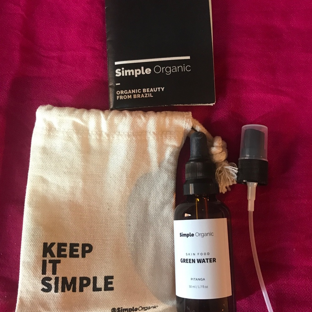 Face and body spray for skin and hair. Brazil, new